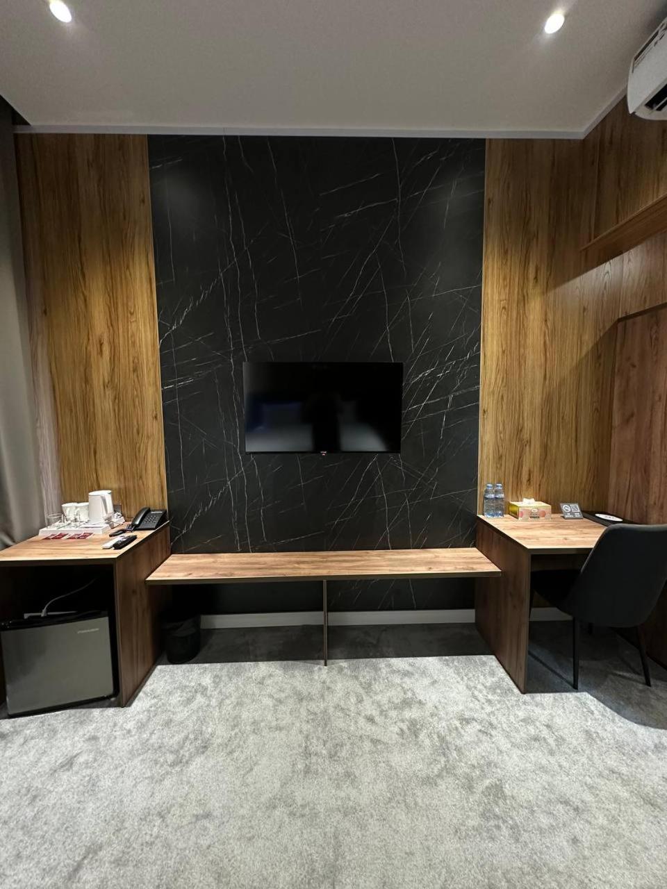 סמרקנד Wellfort Hotel מראה חיצוני תמונה