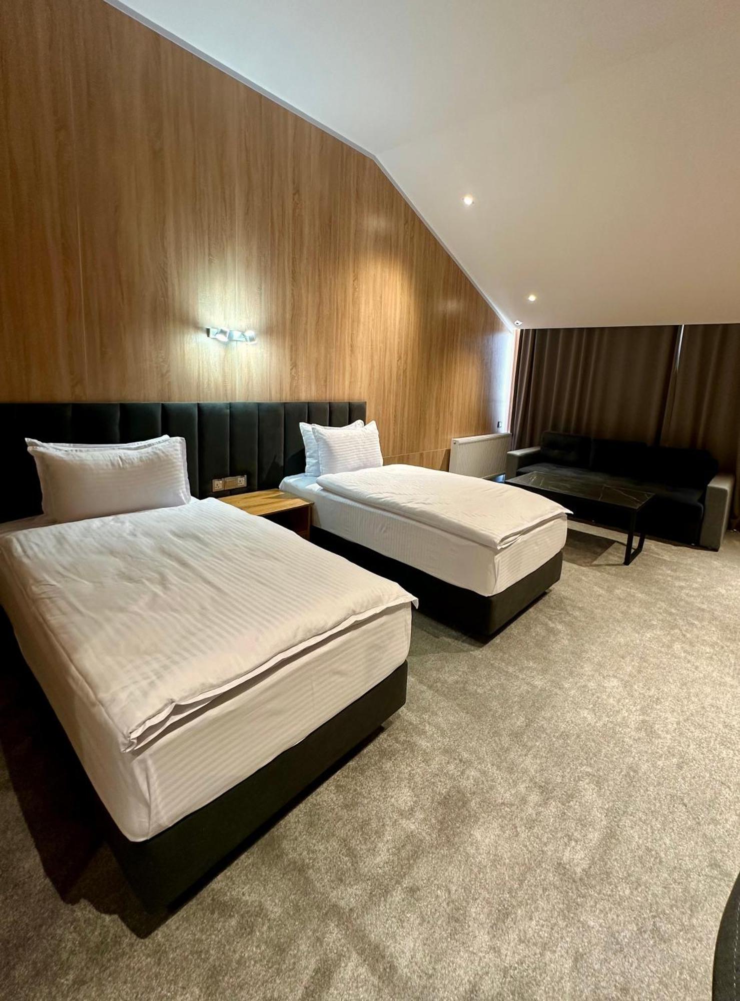 סמרקנד Wellfort Hotel מראה חיצוני תמונה