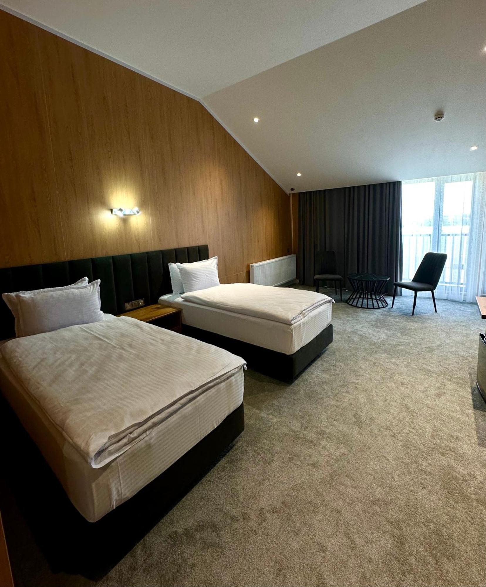 סמרקנד Wellfort Hotel מראה חיצוני תמונה