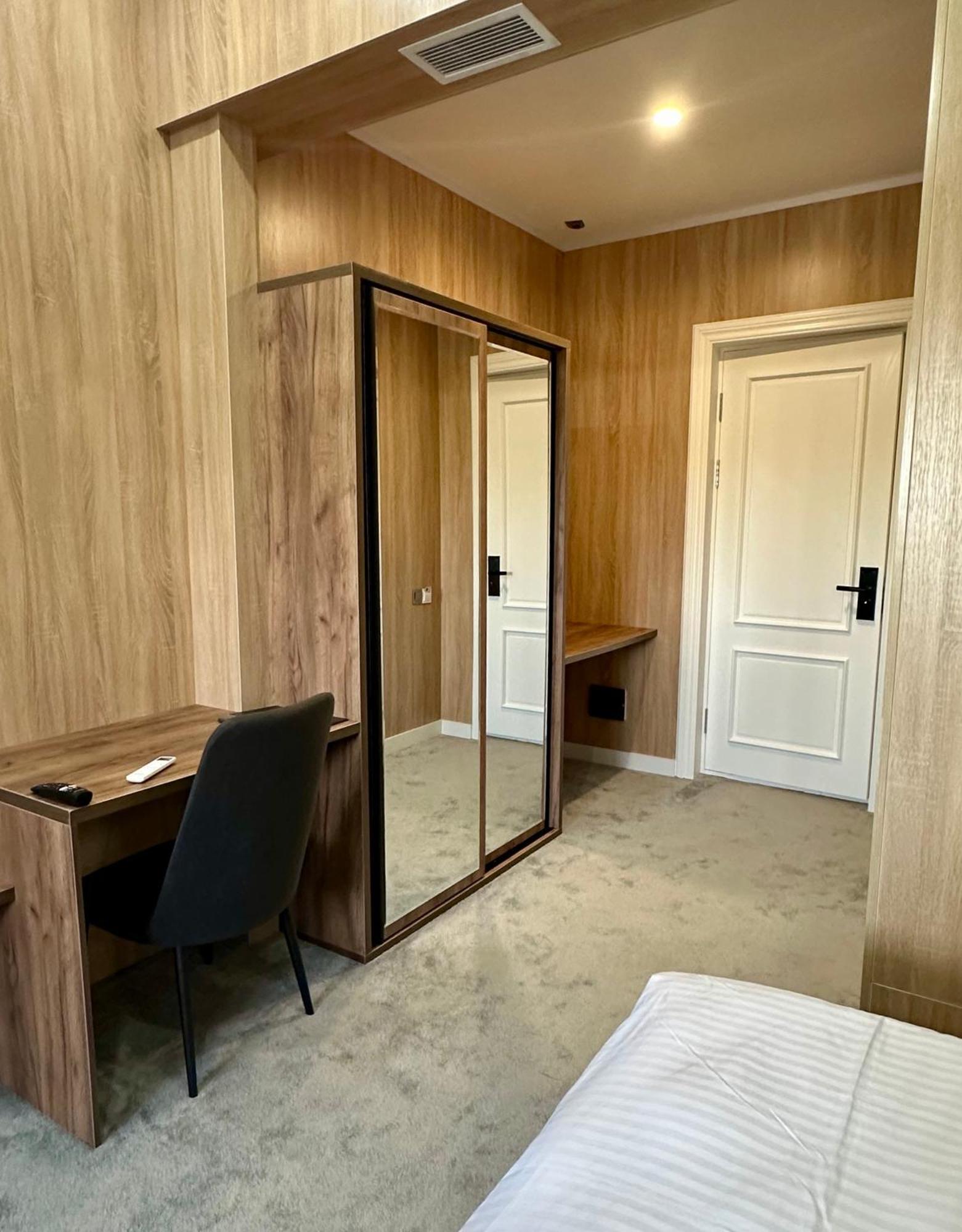 סמרקנד Wellfort Hotel מראה חיצוני תמונה