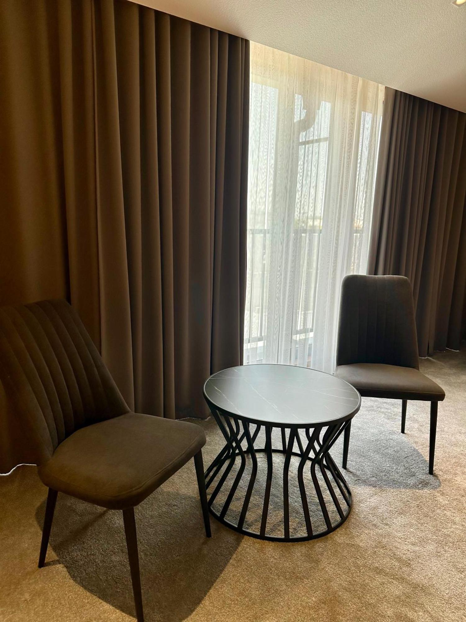 סמרקנד Wellfort Hotel מראה חיצוני תמונה